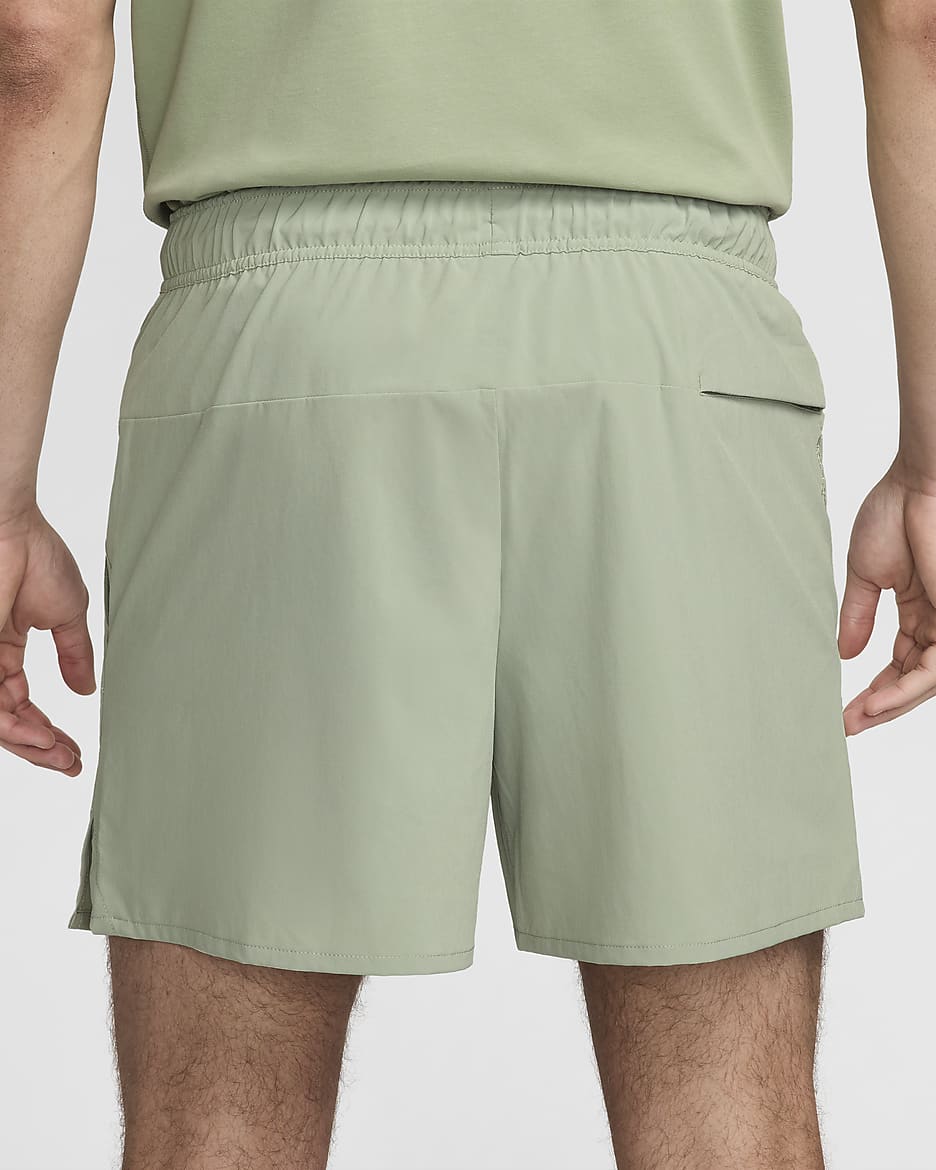 Shorts versátiles sin forro Dri-FIT de 13 cm para hombre Nike Unlimited - Horizonte jade/Negro/Horizonte jade