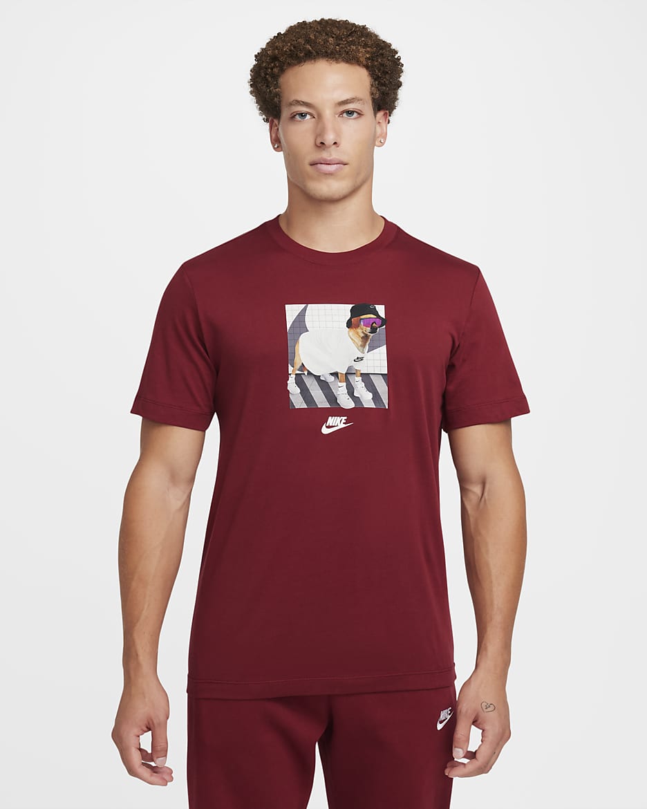 Playera Nike Sportswear 
 - Rojo team