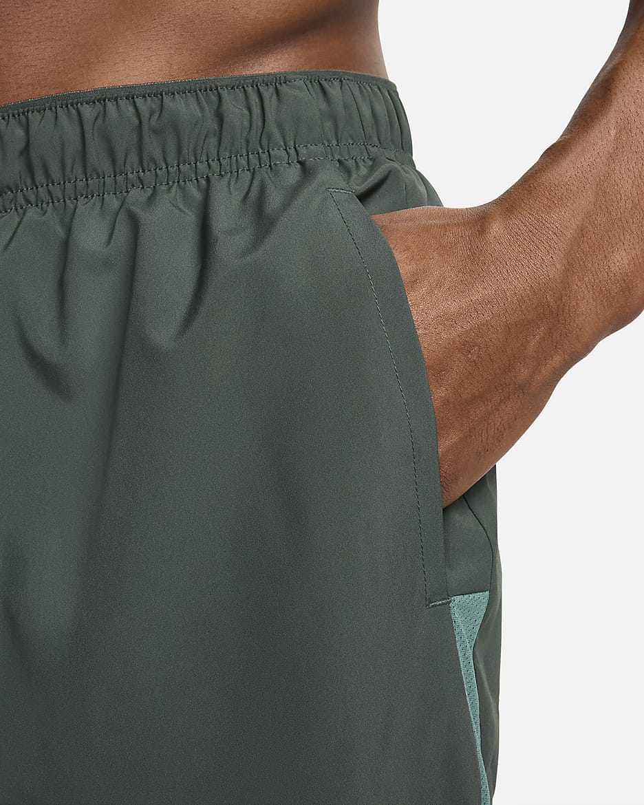 Nike Challenger Men's Dri-FIT 13cm (approx.) Brief-lined Running Shorts - Vintage Green/Bicoastal/Black