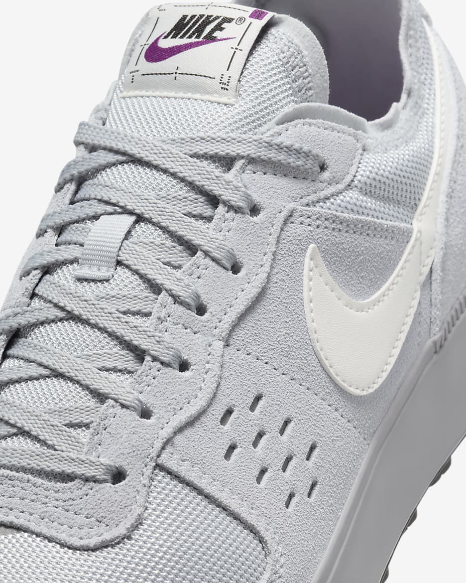 Tenis Nike C1TY “Concrete” - Gris cemento/Gris cielo/Violeta viotech/Blanco cumbre