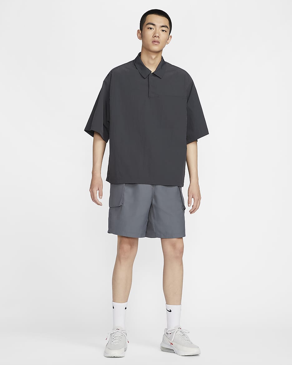 Nike Tech Men's Short-Sleeve UPF Woven Top - Anthracite/Anthracite