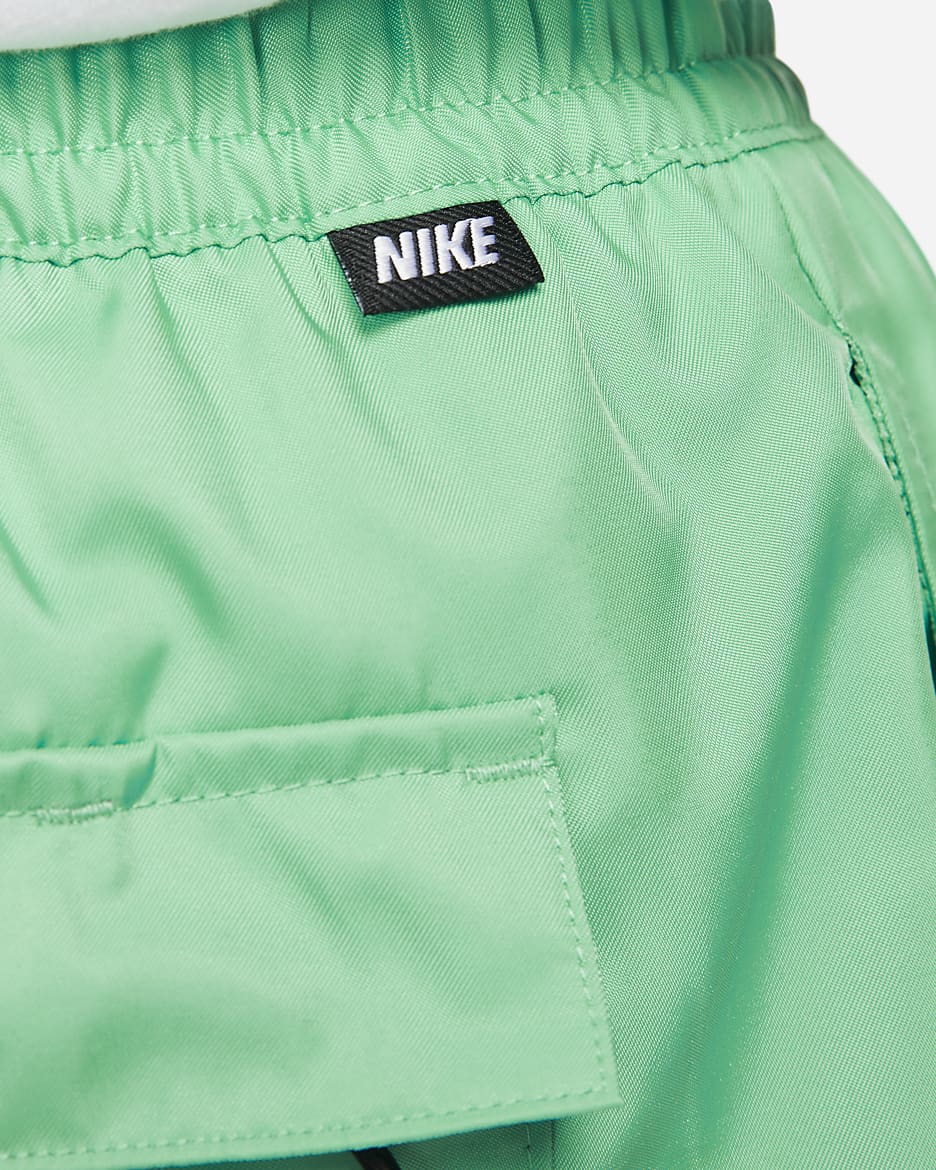 Nike Sportswear Sport Essentials Men's Woven Lined Flow Shorts - Spring Green/White