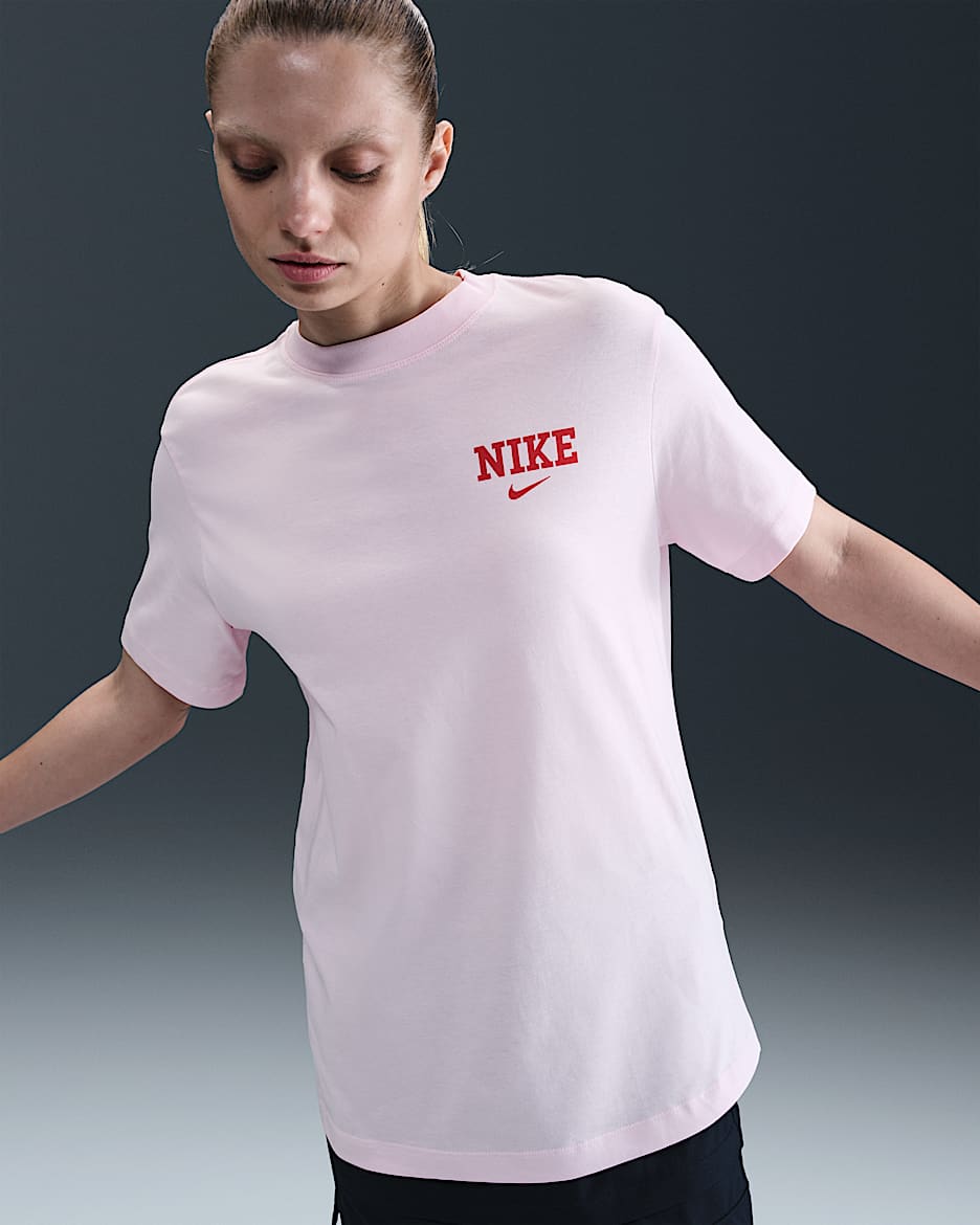T-shirt Nike Sportswear pour femme - Pink Foam/University Red