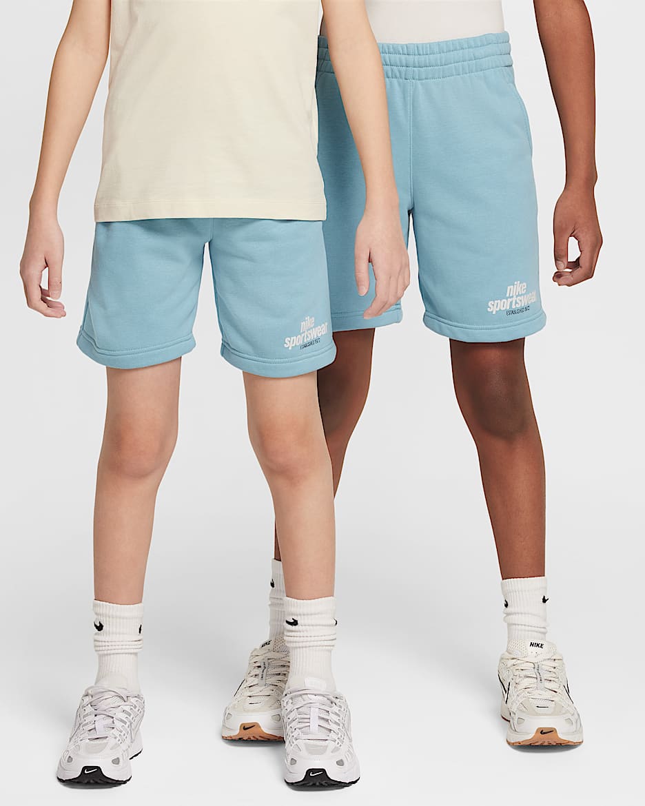 Shorts de French Terry para niños talla grande Nike Sportswear Club - Denim turquesa/Denim turquesa/Obsidiana/Polvo fotón