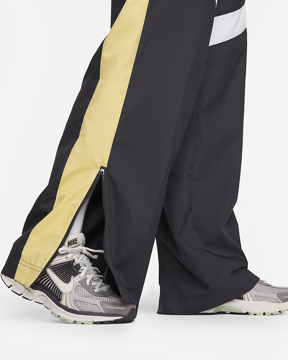 Nike Sportswear Women's High-Waisted Trousers - Dark Smoke Grey/Saturn Gold/White