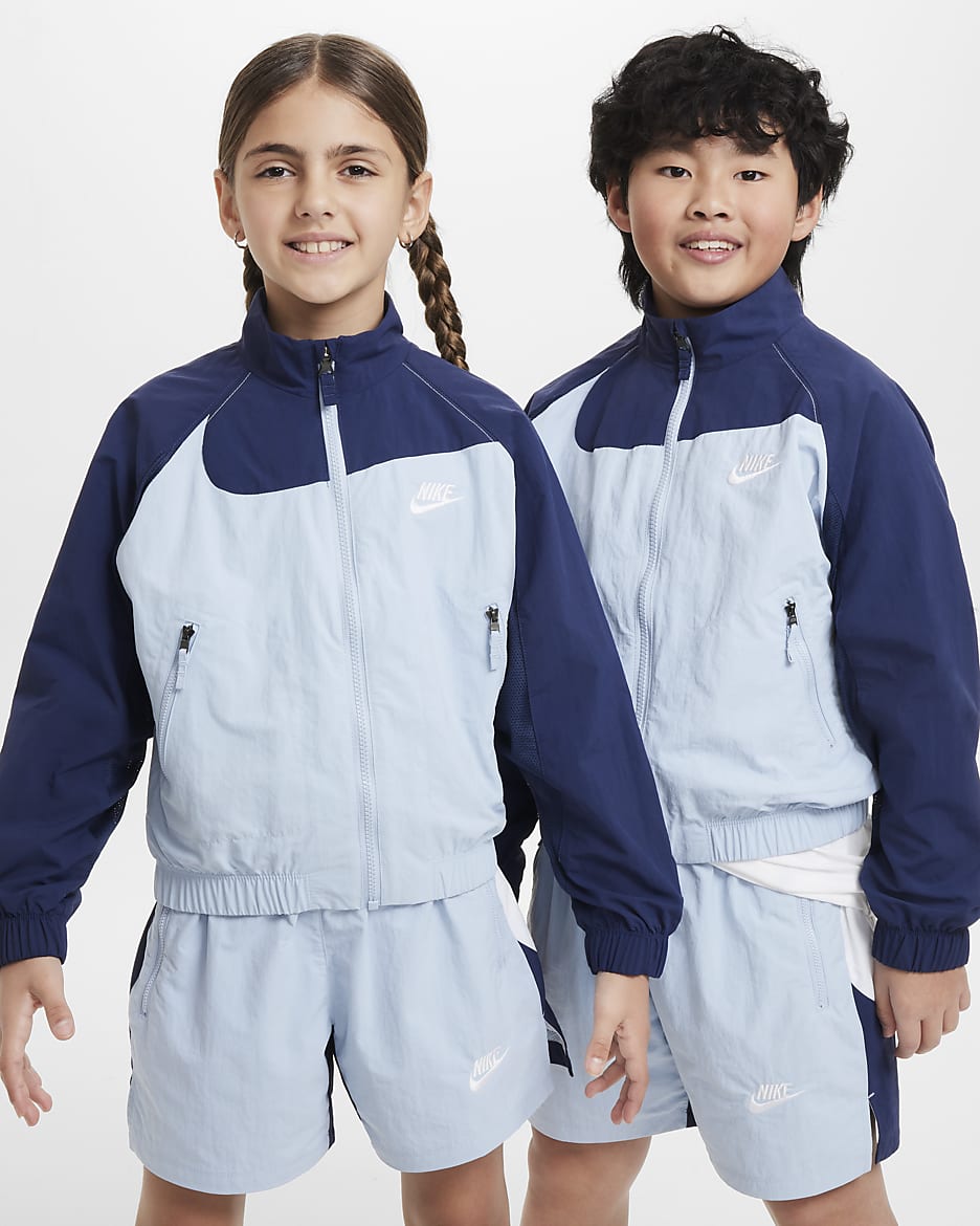 Nike Sportswear Amplify Older Kids' Woven Full-Zip Jacket - Light Armoury Blue/Midnight Navy/White