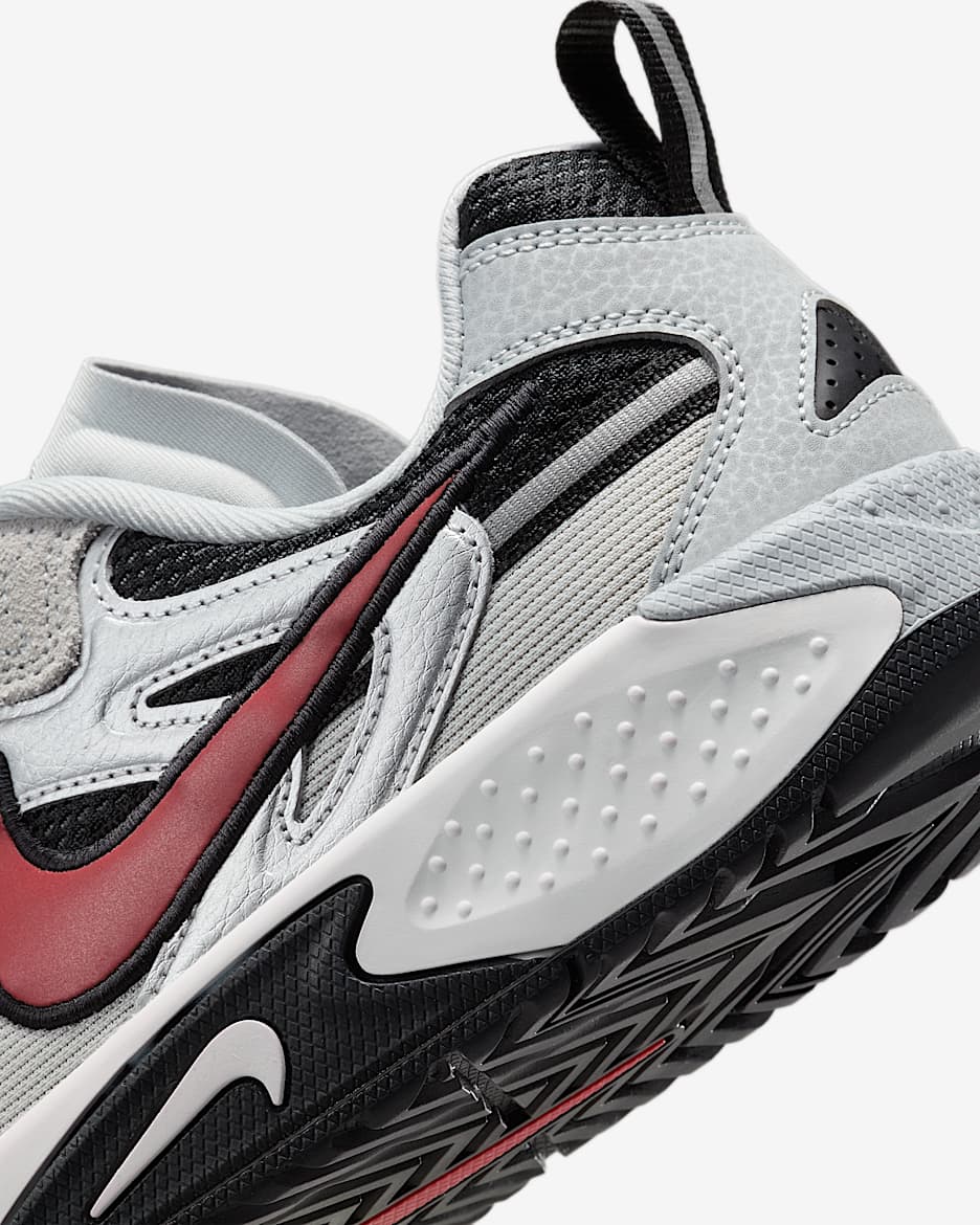 Nike JAM Women's Shoes - Metallic Silver/Black/Photon Dust/University Red