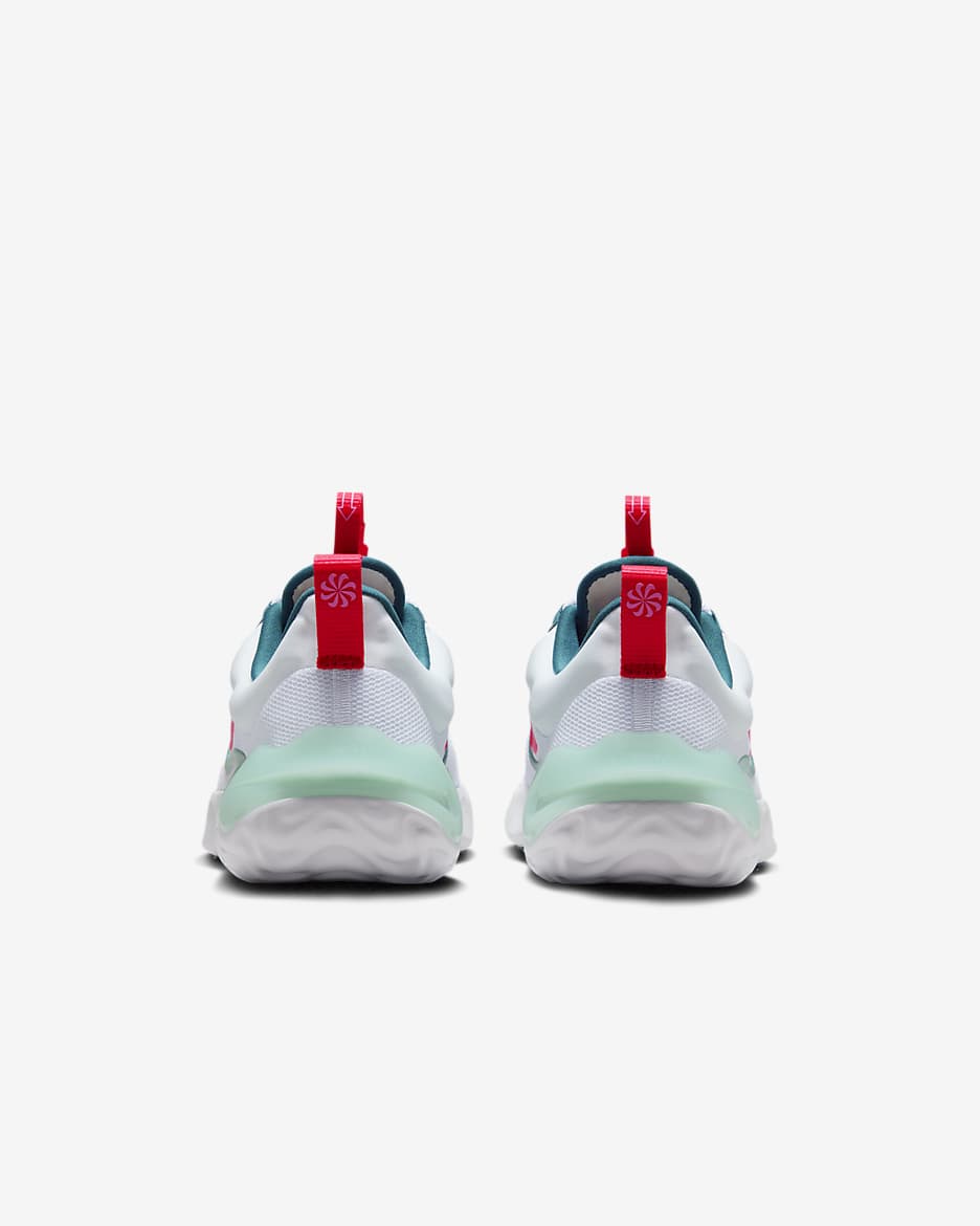 Nike Run Flow Older Kids' Running Shoes - White/Jade Ice/Geode Teal/Siren Red