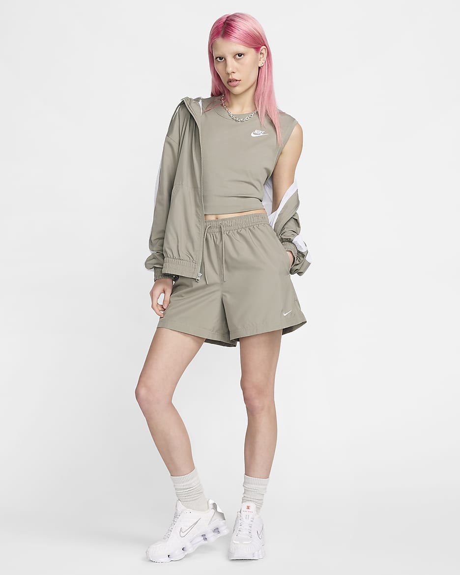 Short taille mi-haute Nike Sportswear Classic Wovens pour femme - Light Army/Blanc