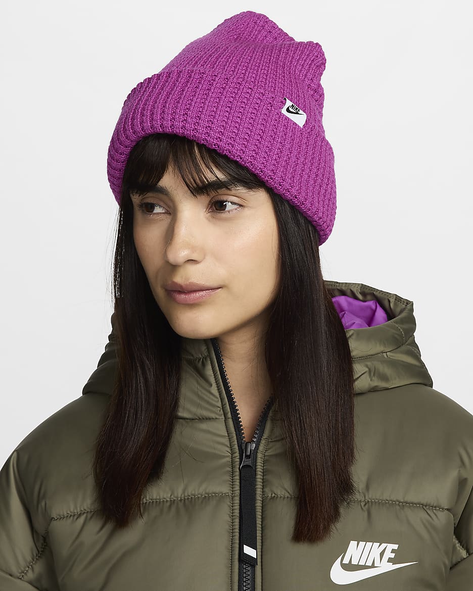 Gorro de tejido Knit con diseño tipo waffle Nike Peak - Fucsia cálido