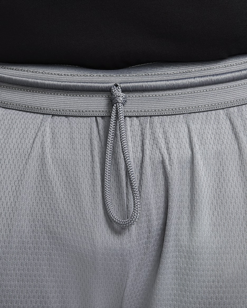 Nike Icon Dri-FIT basketbalshorts voor heren (28 cm) - Cool Grey/Cool Grey/Zwart