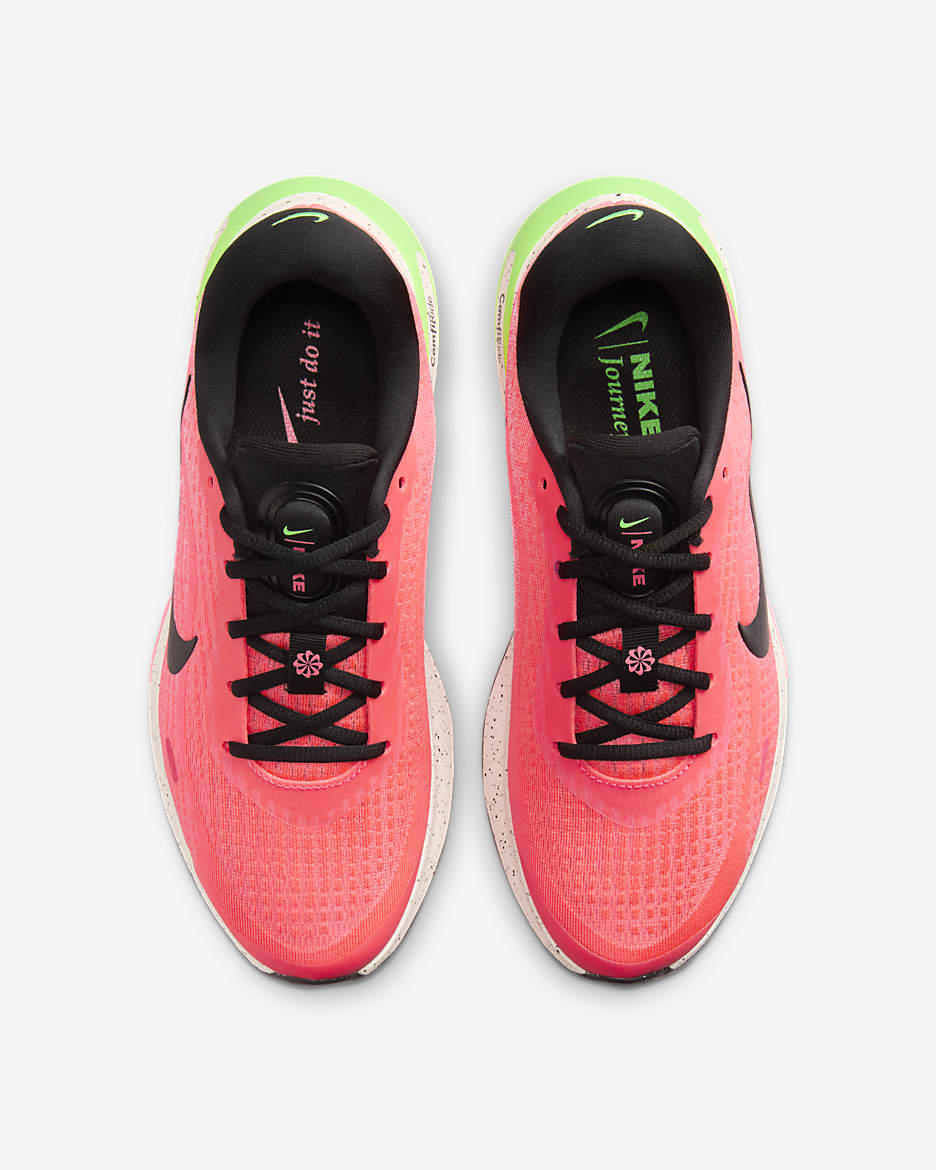 Tenis de correr en pavimento para mujer Nike Journey Run - Ponche cálido/Verde strike/Guayaba hielo/Negro