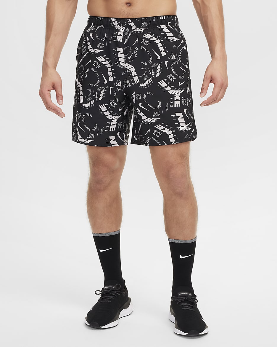 Shorts versátiles Dri-FIT de 18 cm sin forro para hombre Nike Challenger - Negro/Violeta platino/Negro/Blanco