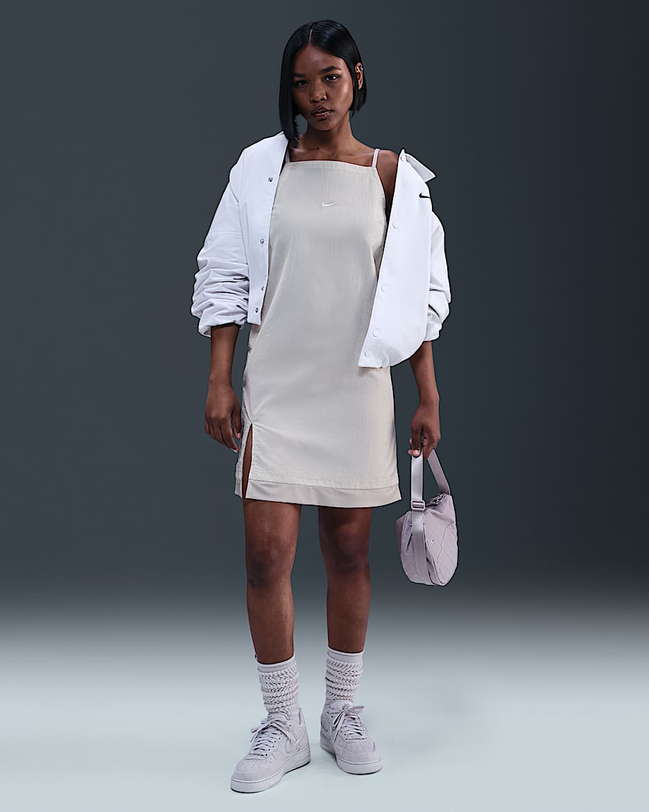 Vestido Cami de tejido Woven para mujer Nike Sportswear - Hueso claro
