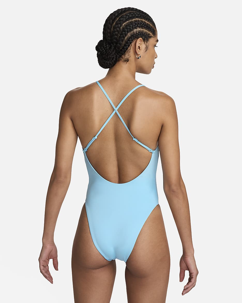 Damski jednoczęściowy kostium kąpielowy z ramiączkami skrzyżowanymi na plecach Nike Swim Sneakerkini 2.0 - Aquarius Blue/Scuba Blue