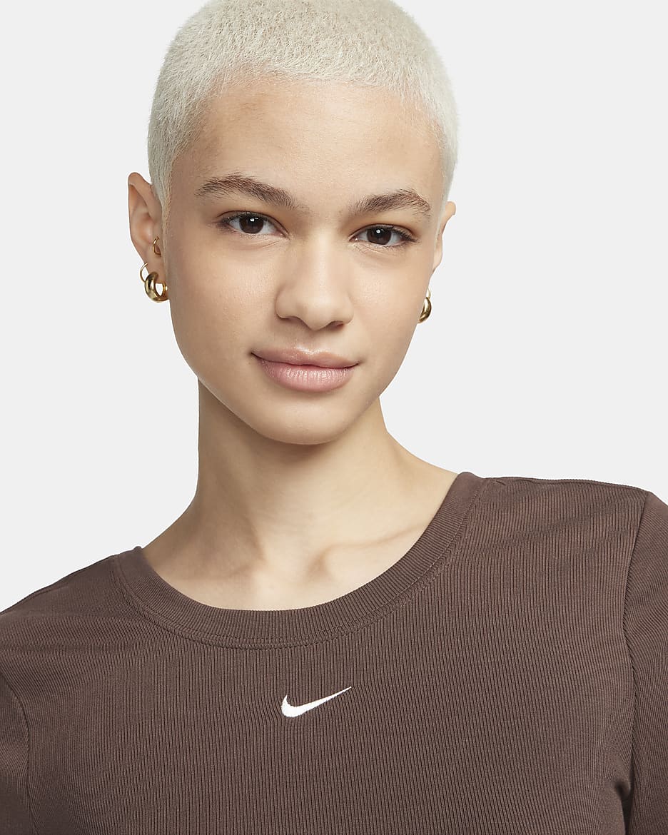 Nike Sportswear Chill Knit Women's Tight Scoop-Back Short-Sleeve Mini-Rib Top - Baroque Brown/Sail