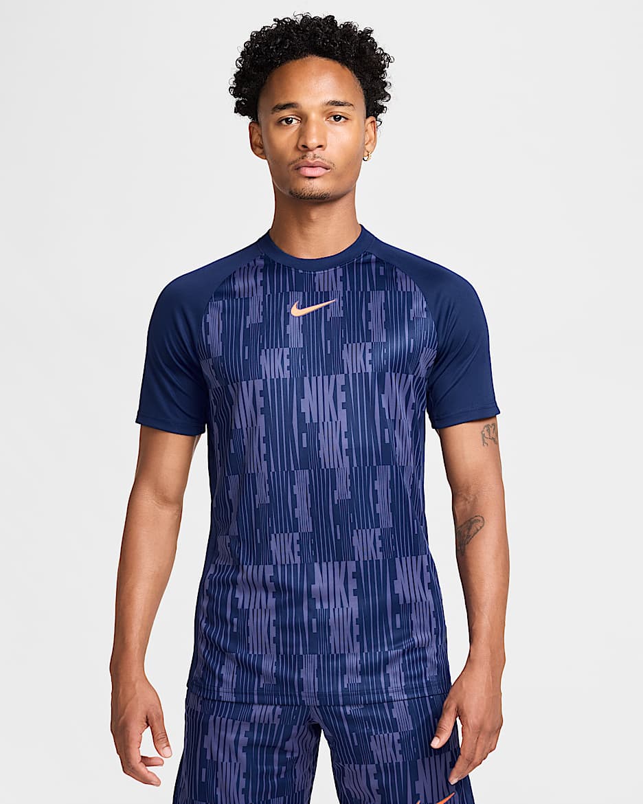 Playera de fútbol de manga corta Dri-FIT para hombre Nike Academy - Azul vacío/Azul vacío/Naranja pulso