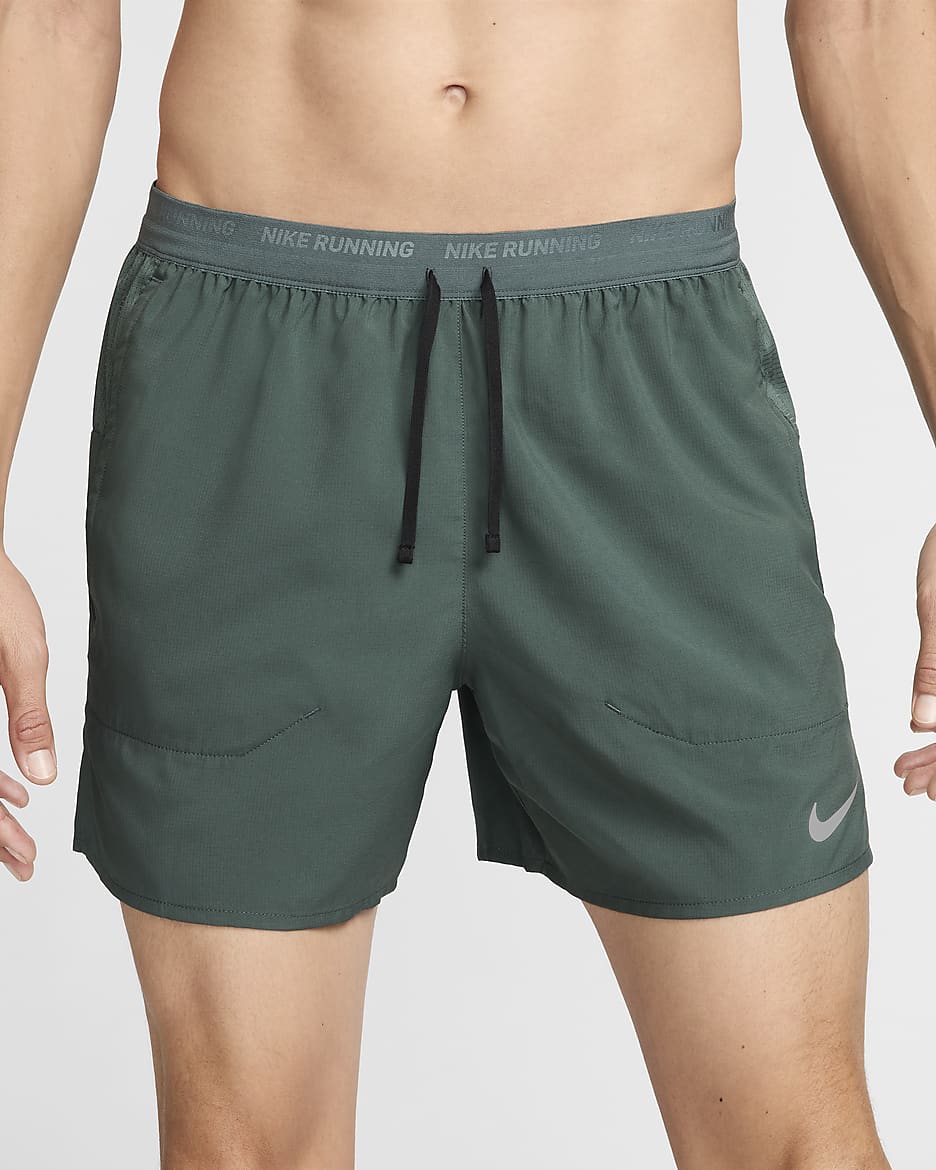 Nike Stride Men's Dri-FIT 13cm (approx.) Brief-Lined Running Shorts - Vintage Green/Black