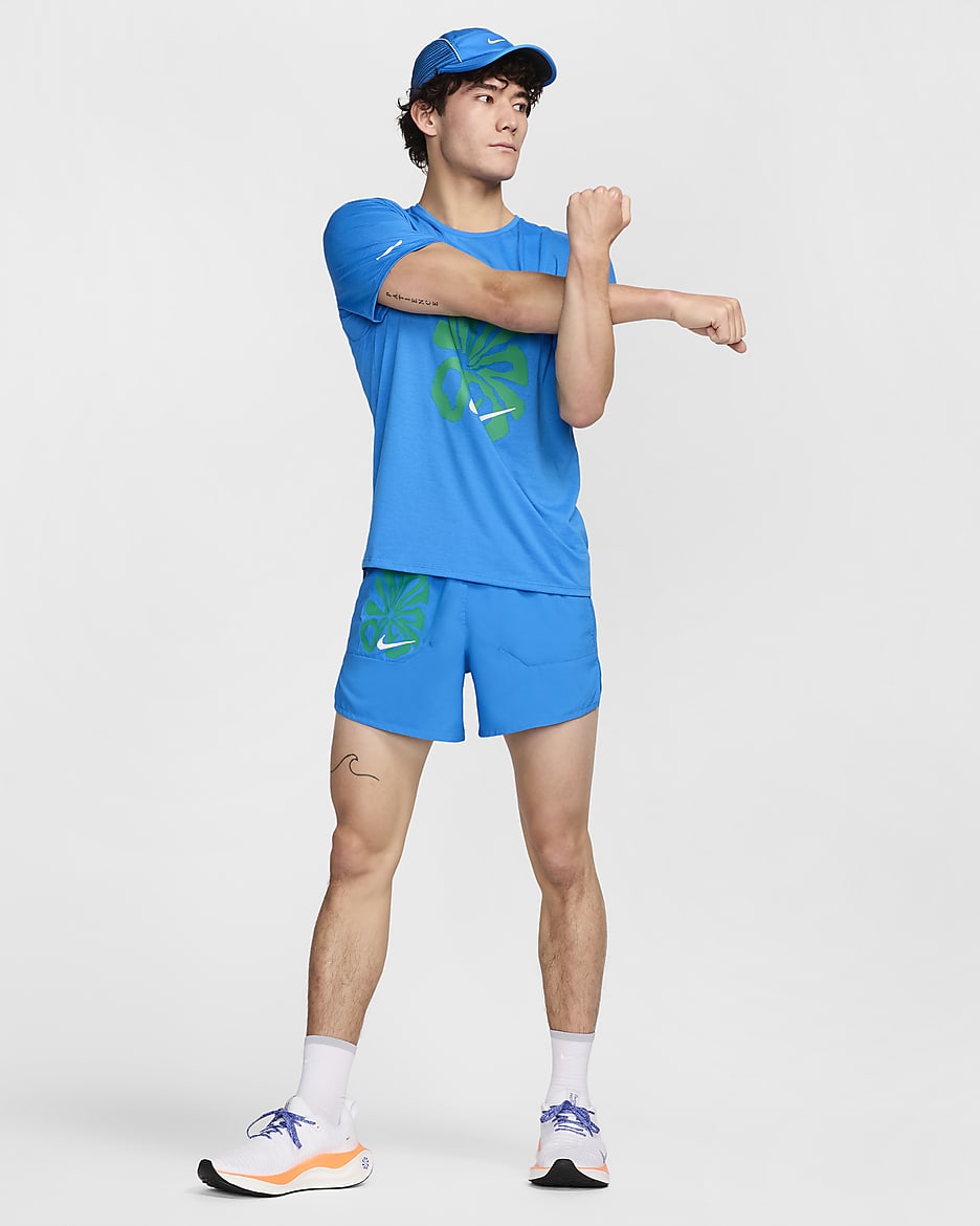 Nike Stride Run Energy 男款 Dri-FIT 5" 附內裡褲跑步短褲 - Light Photo Blue/黑色/Stadium Green