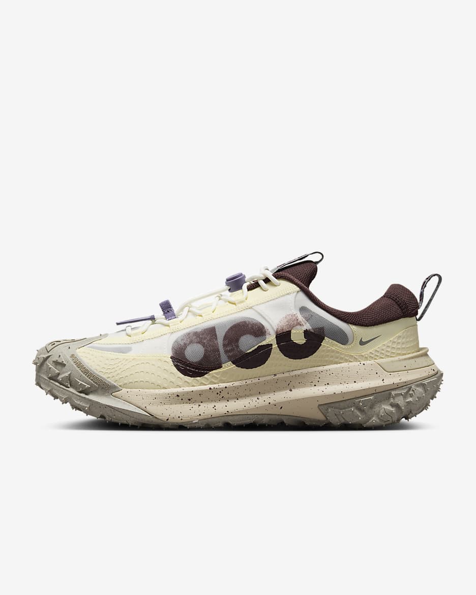 Nike ACG Mountain Fly 2 Low Men's Shoes - Sail/Sanddrift/Vapor Green/Earth