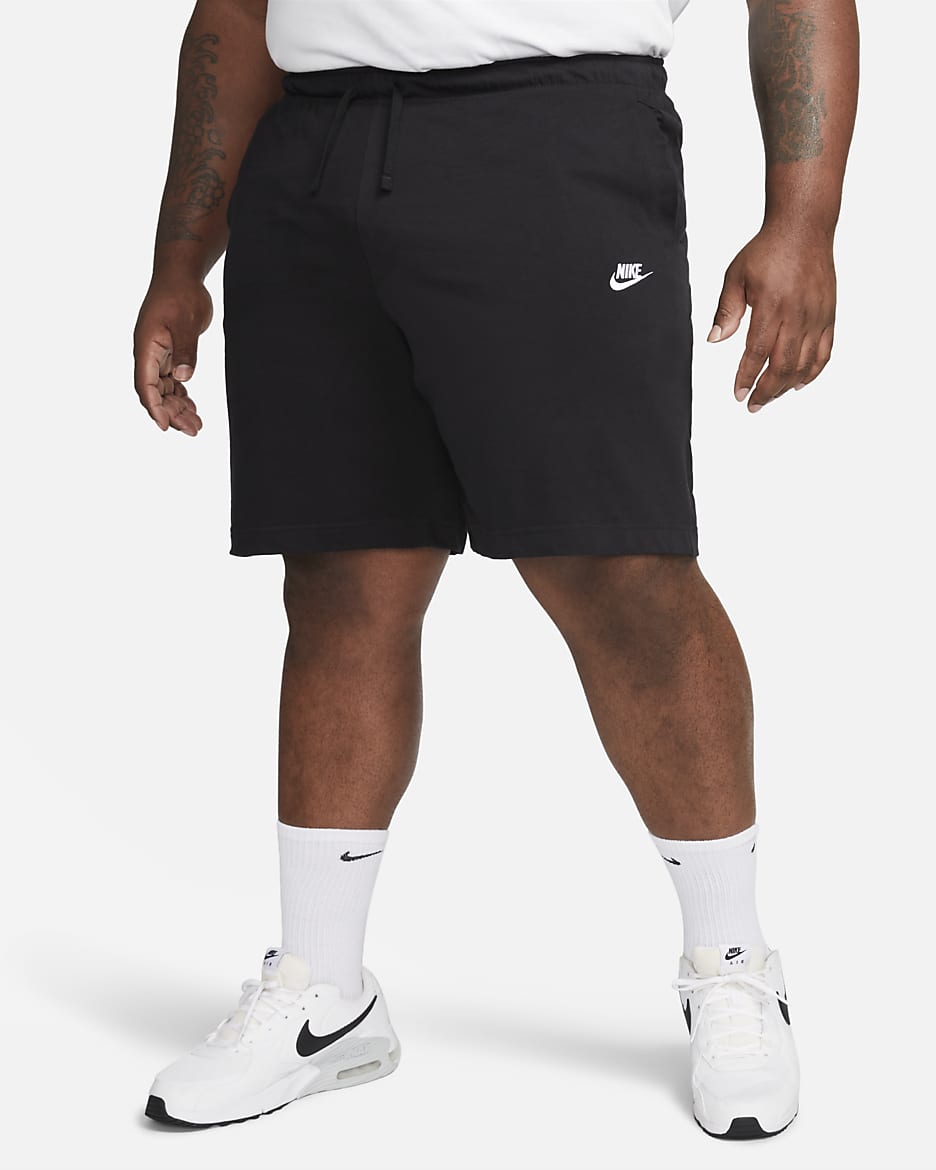 Nike Sportswear Club Herrenshorts - Schwarz/Weiß