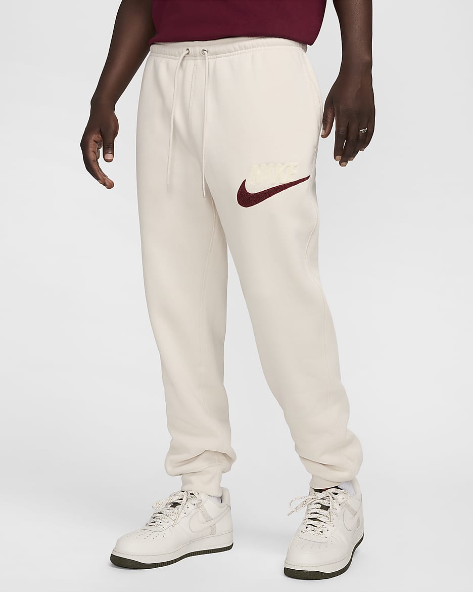 Joggers de tejido Fleece para hombre Nike Club Fleece - Marrón verdoso claro/Marrón verdoso claro