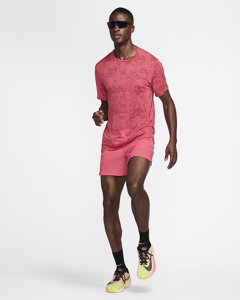 Playera de correr de manga corta Dri-FIT ADV para hombre Nike Running Division - Rosa margarita