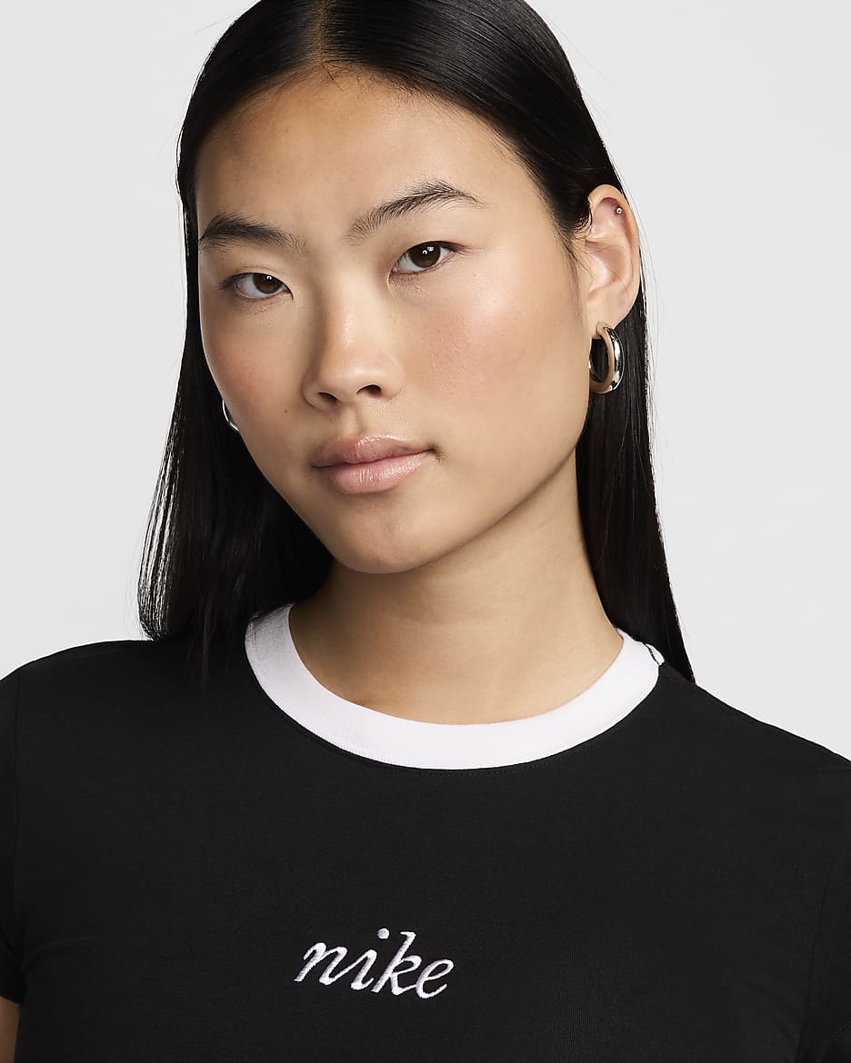 Nike Sportswear Chill Knit Women's Slim Cropped Tee - Black/White