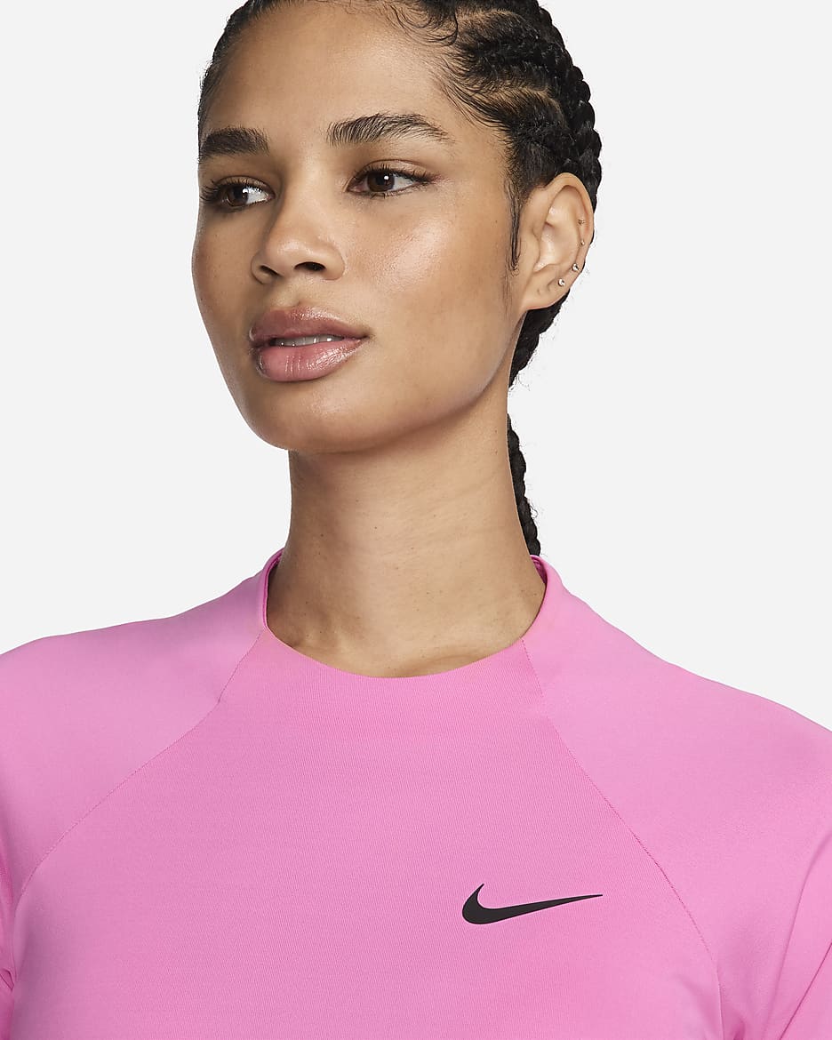 Camiseta Hydroguard de natación de manga larga para mujer Nike Essential - Rosa alegre