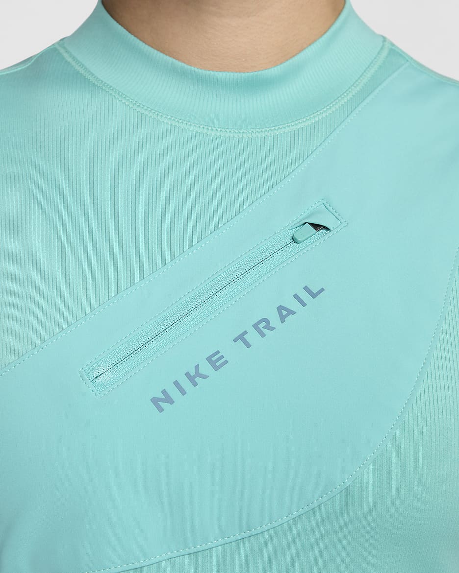 Camisola de running sem mangas com arrumação Dri-FIT Nike Trail para mulher - Verde Frost/Azul Smokey