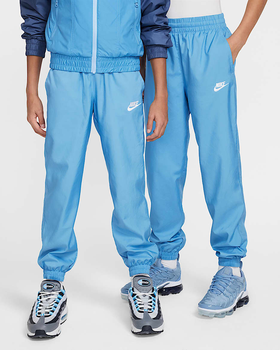 Joggers de tejido Woven para niños talla grande Nike Sportswear Club - Azul extremo/Blanco