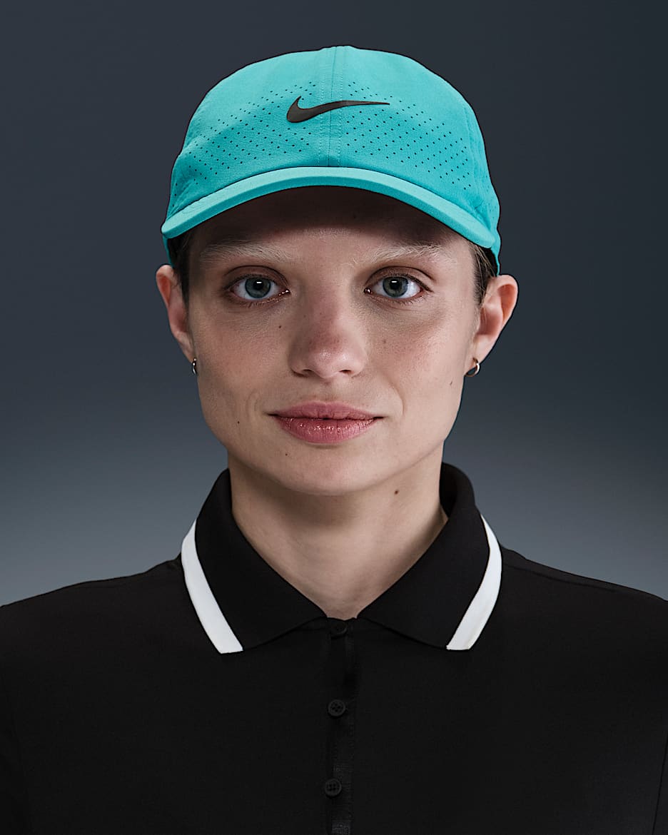 Nike Dri-FIT ADV Club Gorra de tenis sin estructura - Dusty Cactus/Negro