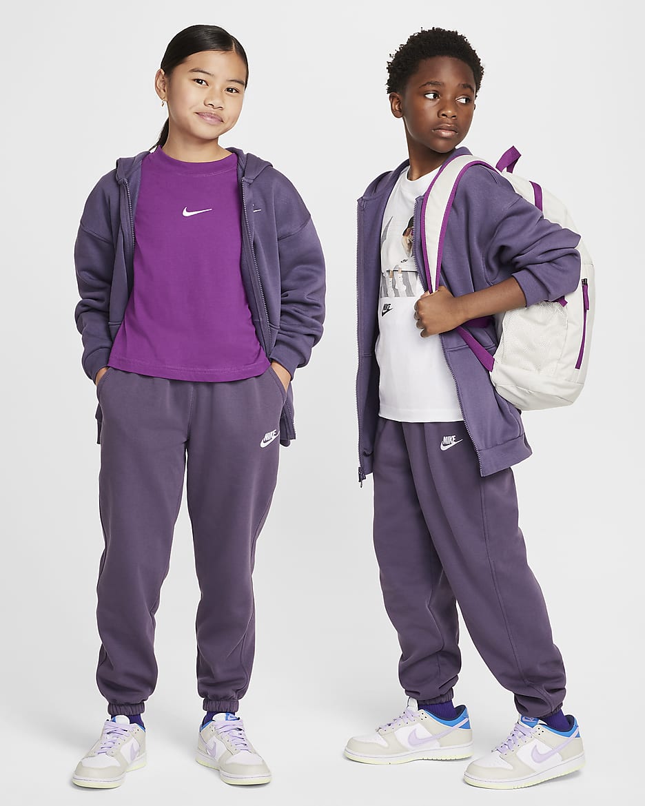 Nike Sportswear Club Fleece Older Kids' Loose Trousers - Dark Raisin/Dark Raisin/White