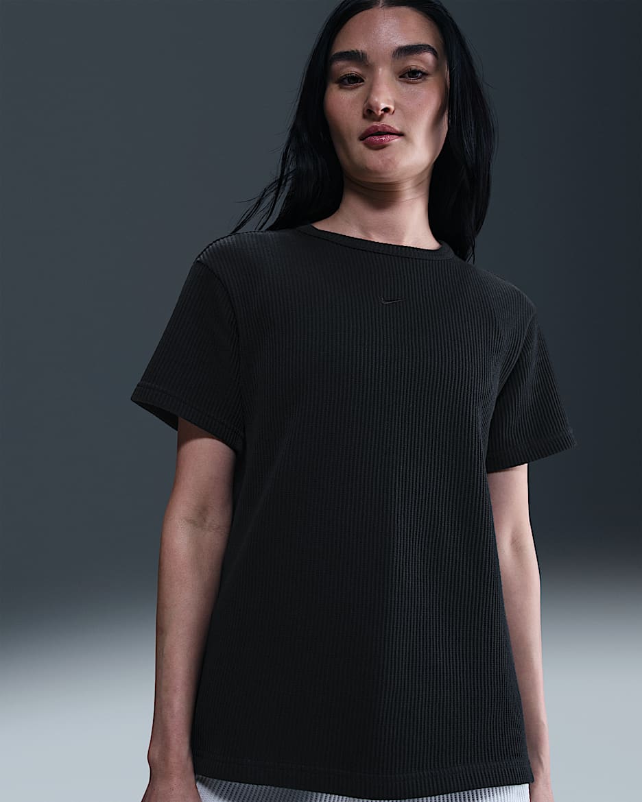 Nike Sportswear Chill Waffle Women's Loose Short-Sleeve Top - Black/Black