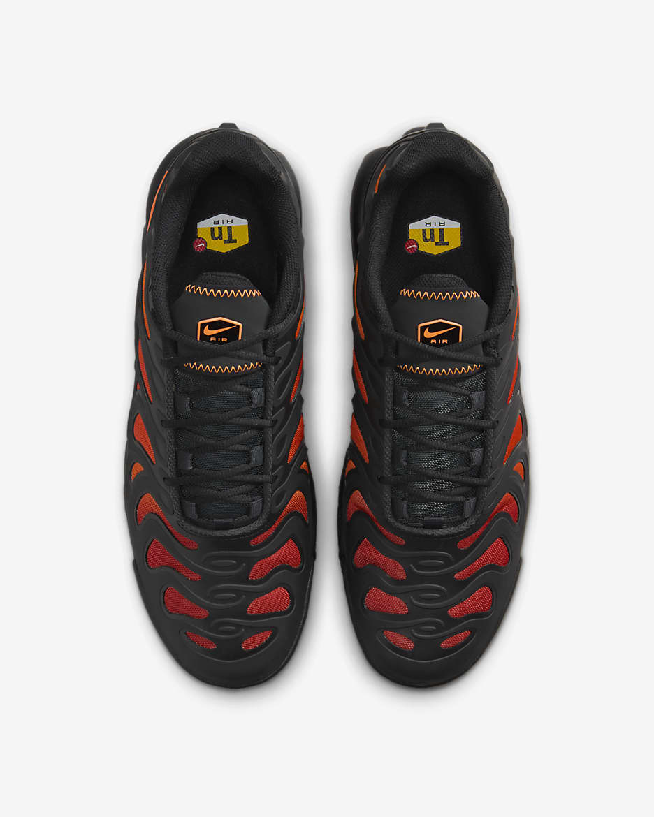 Nike Air Max Plus Drift 男鞋 - Off Noir/黑色/Dragon Red/Hyper Crimson