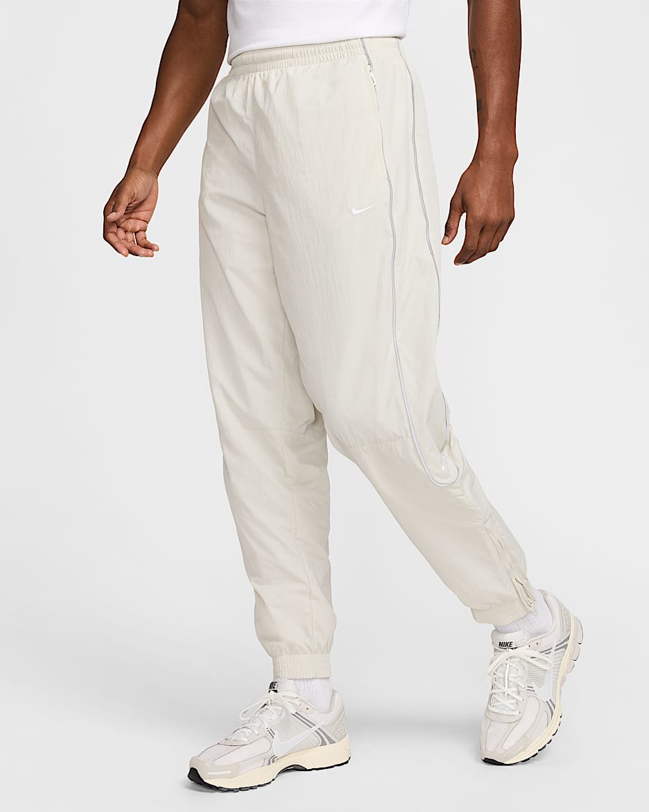 Nike Solo Swoosh Men's Track Pants - Light Bone/White