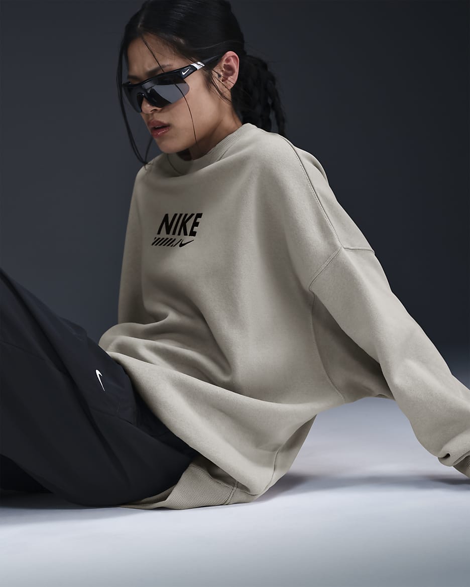 Nike Sportswear Women's Oversized Fleece Crew-Neck Sweatshirt - Light Iron Ore