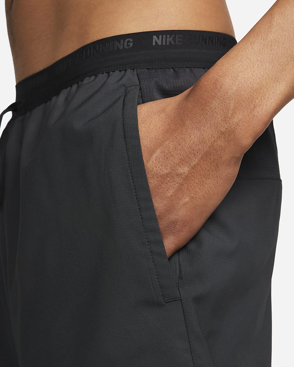 Nike Dri-FIT Stride Men's 18cm (approx.) 2-In-1 Running Shorts - Black/Black/Black