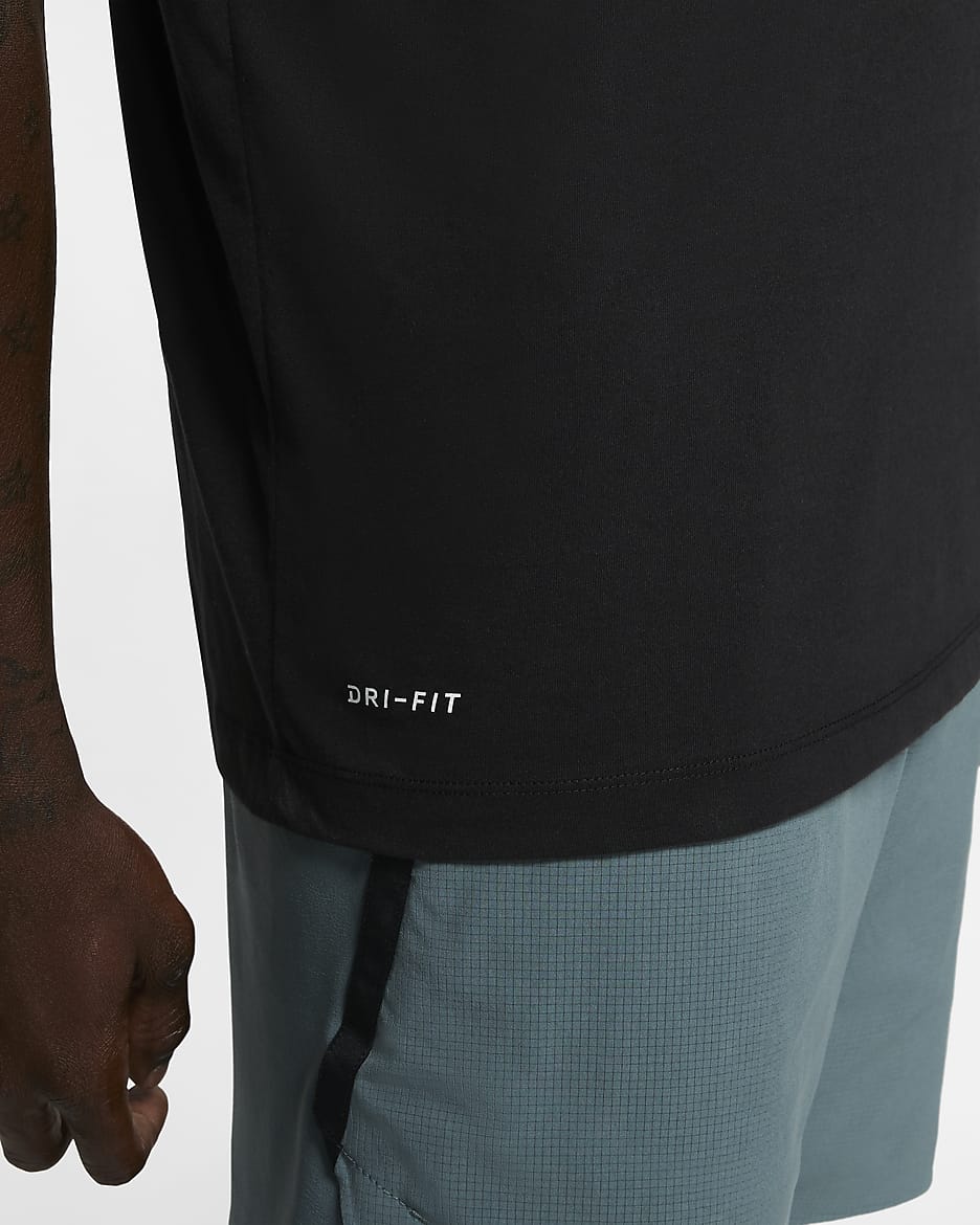 Nike Dri-FIT Fitness T-shirt voor heren - Zwart/Wit