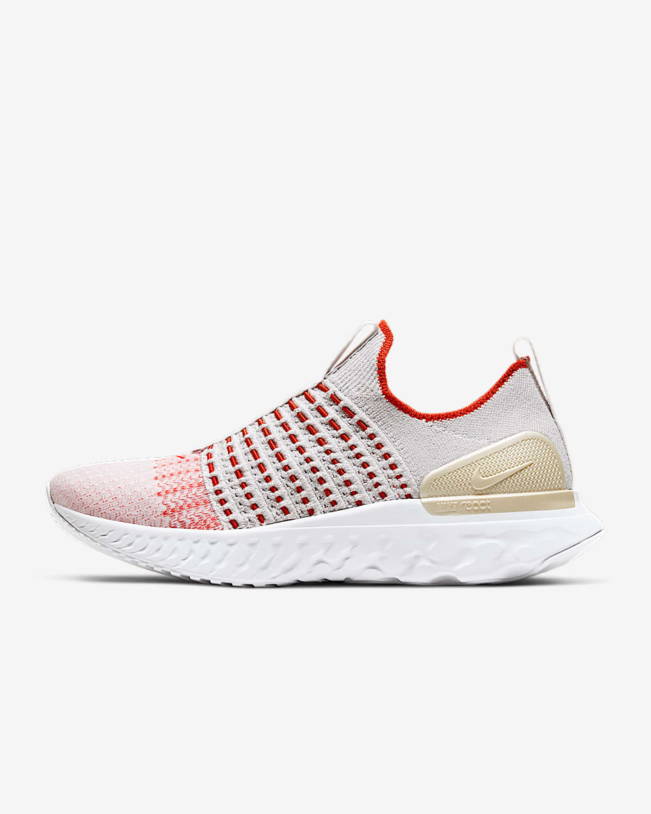 women's running shoe nike react phantom run flyknit 2
