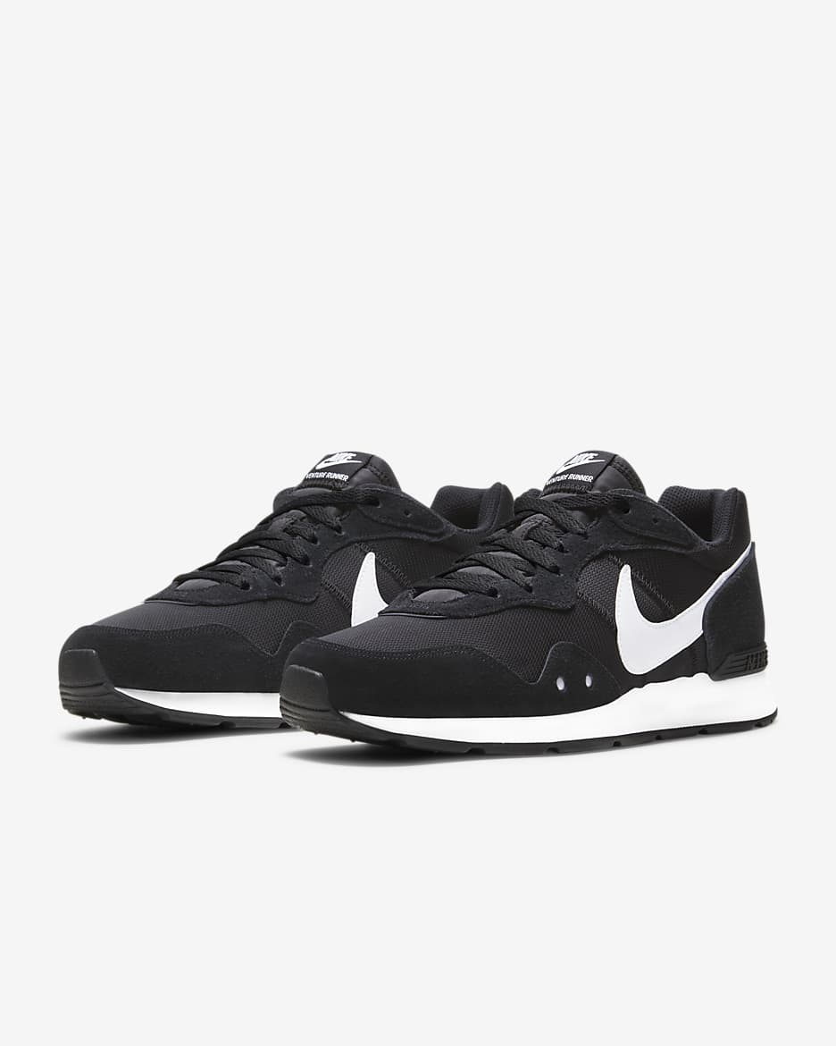 Nike Venture Runner Men's Shoe - Black/Black/White