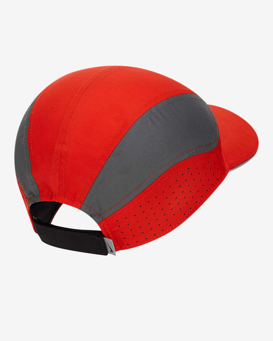 tailwind running cap