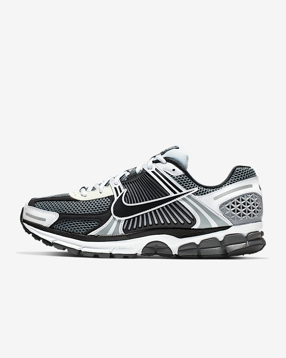 Nike Zoom Vomero 5 SE SP Men's Shoes - Dark Grey/White/Sail/Black