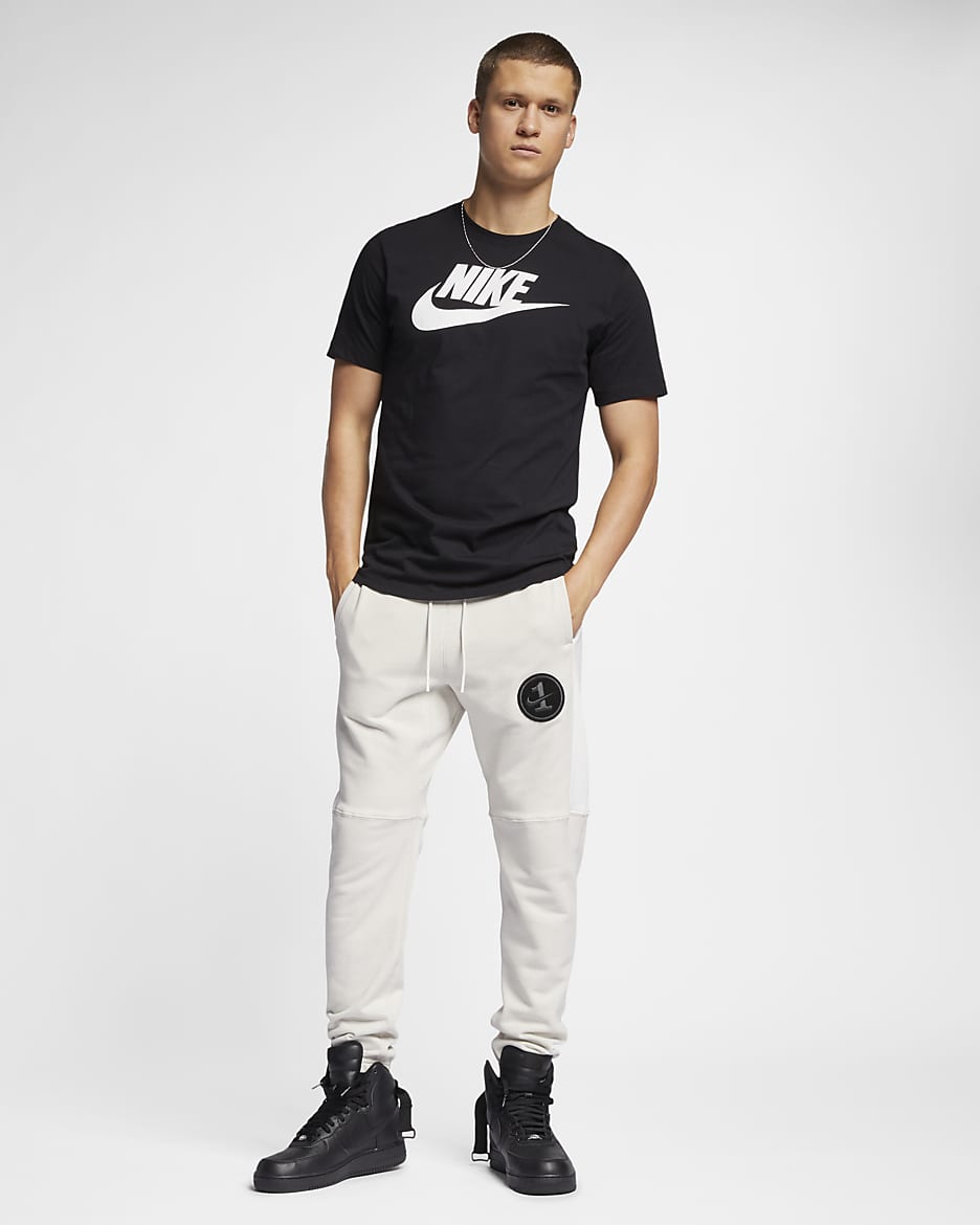 Nike Sportswear Men's T-Shirt - Black/White