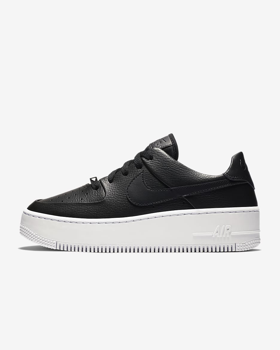 Sapatilhas Nike Air Force 1 Sage Low para mulher - Preto/Branco/Preto