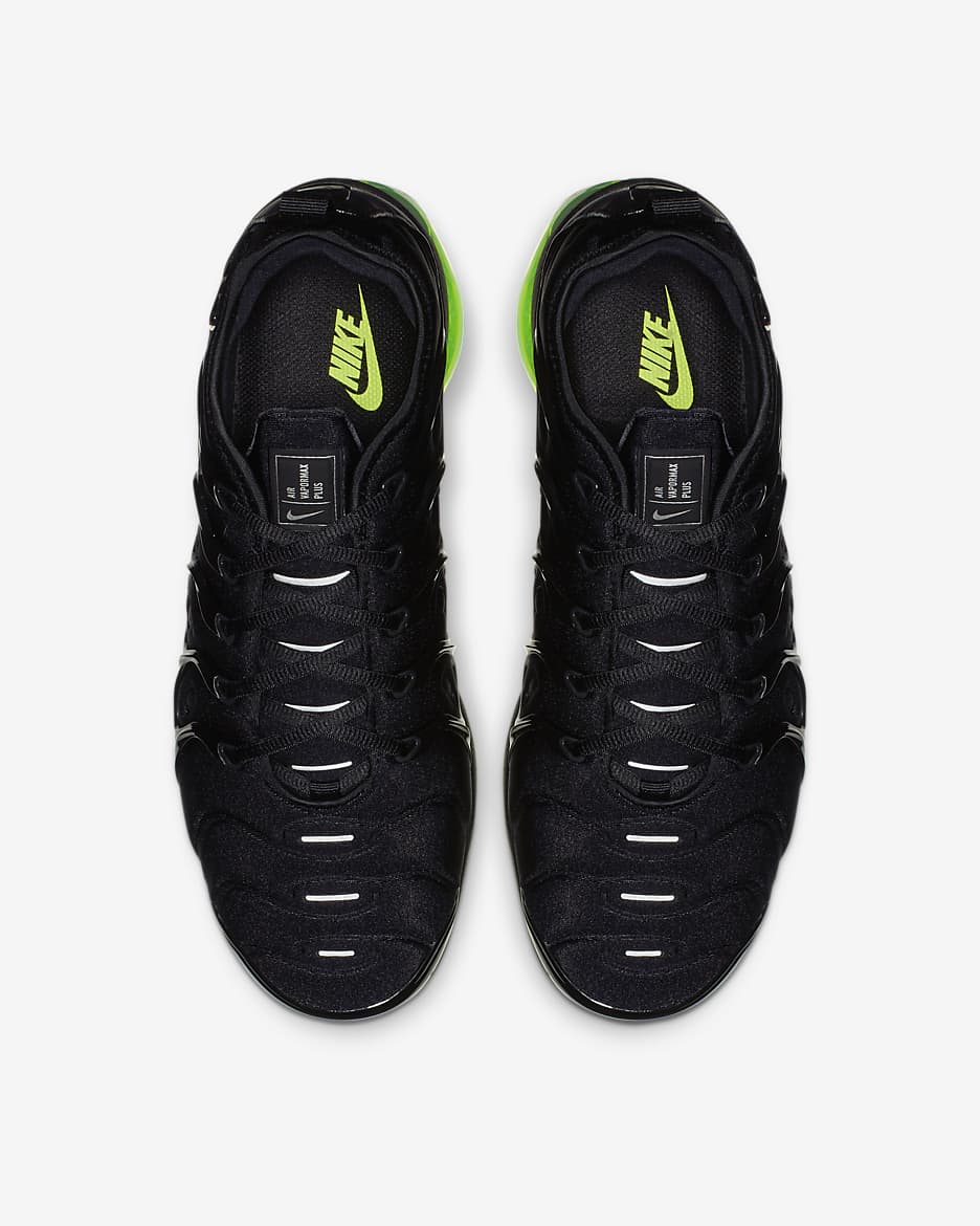 Nike Air VaporMax Plus Men's Shoes - Black/Volt/Reflect Silver