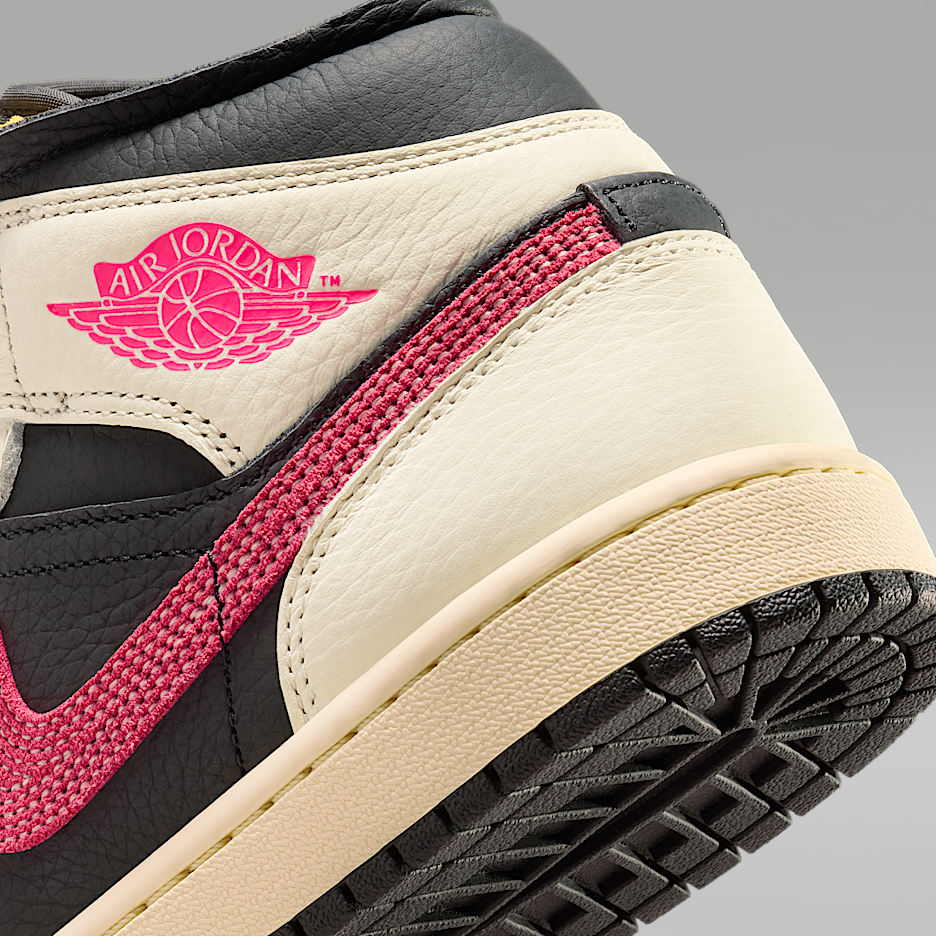 Мужские кроссовки Jordan Air Jordan 1 Mid SE Edge Women's Shoes — фото 8