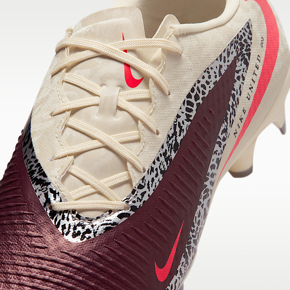 Мужские бутсы Nike United Phantom 6 Low Academy Multi-Ground Soccer Cleats — фото 8