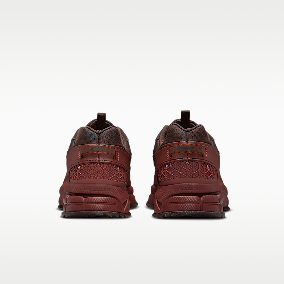 Мужские зимние кроссовки Nike Zoom Vomero Roam — фото 6