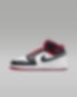 Low Resolution Air Jordan 1 Mid Schuh für ältere Kinder